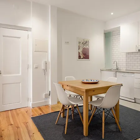 Apartamento Joivy Inviting Flat Next To Carmo Convent Lisboa