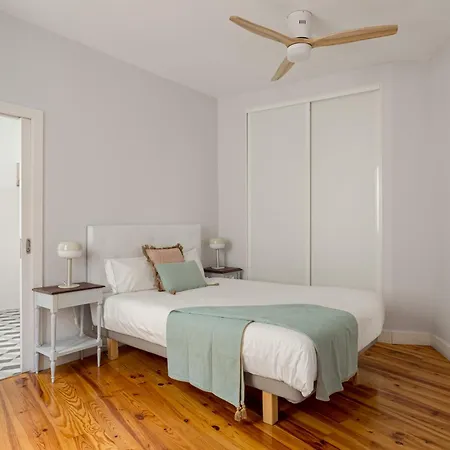 Joivy Inviting Flat Next To Carmo Convent Apartamento *