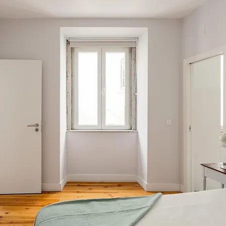 Joivy Inviting Flat Next To Carmo Convent Lisboa