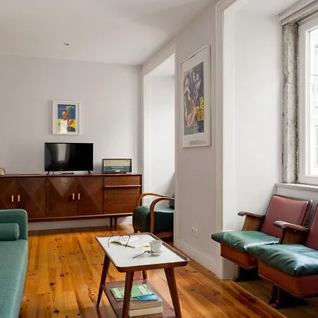 Guestready - Bright Flat Near Money Museum * Lisbona