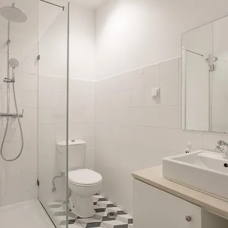 Guestready - Bright Flat Near Money Museum