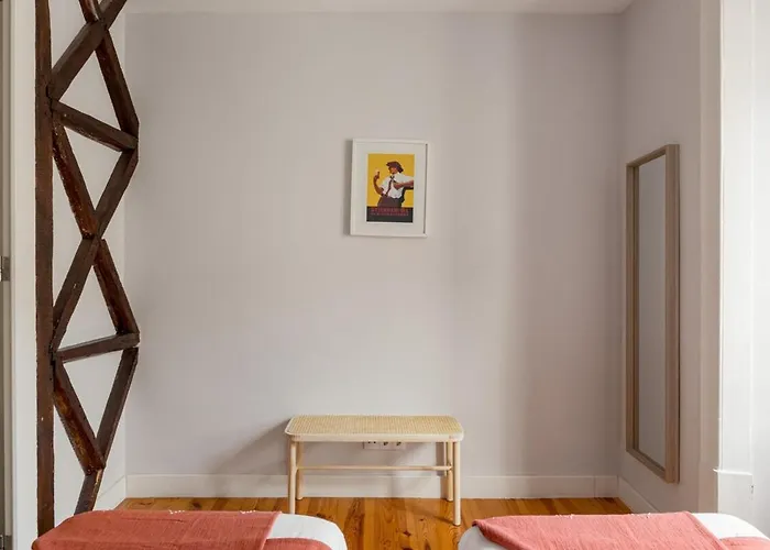 Guestready - Bright Flat Near Money Museum Lissabon